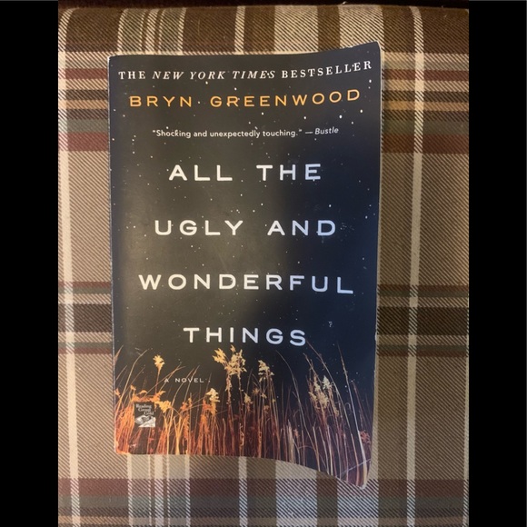 All the Ugly and Wonderful Things and Tiger Tiger book bundle - Picture 3 of 13